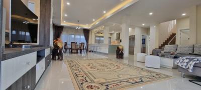 Bangsaray Lovely Pool House for Sale