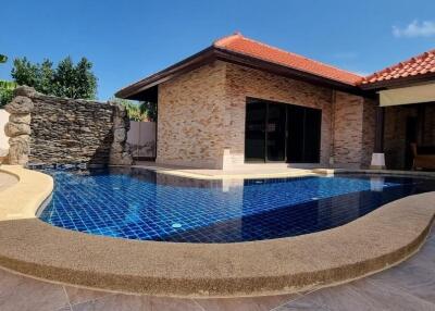 Family Pool House for Sale in Huay Yai