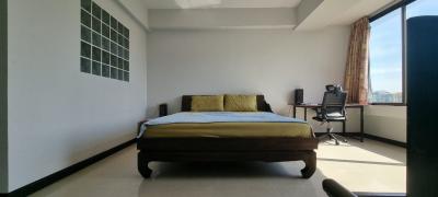 1 Bedroom Thepthip Mansion for Sale