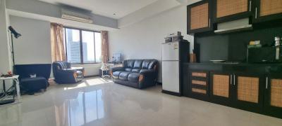 1 Bedroom Thepthip Mansion for Sale