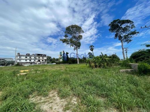 Land available in Bang Lamung L011091