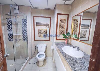 Studio Condo in View Talay 5 Jomtien C011087