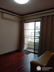 1-BR Condo at Saranjai Mansion Condominium near BTS Nana