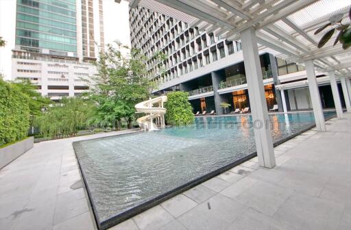 3-Bedrooms Duplex Condo at Noble Ploenchit - Wireless Road