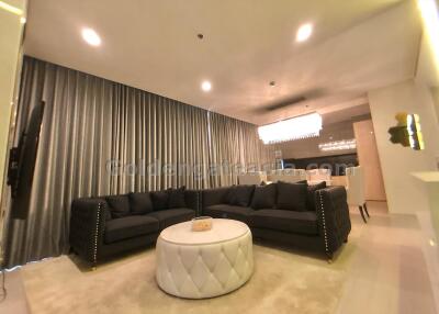 3-Bedrooms Duplex Condo - Noble Ploenchit