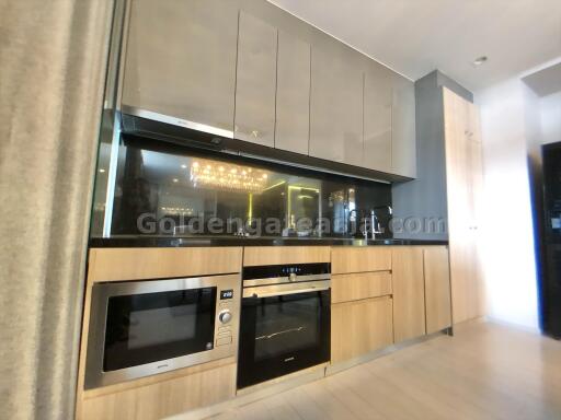 3-Bedrooms Duplex Condo at Noble Ploenchit - Wireless Road