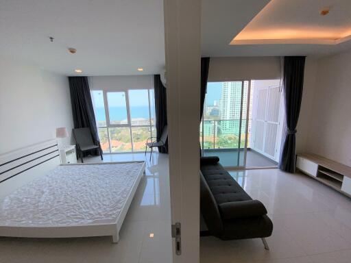 One Tower Condo for Sale in Pratumnuk