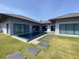 3 Bedrooms House in Baan Pattaya 6 Huay Yai H009012