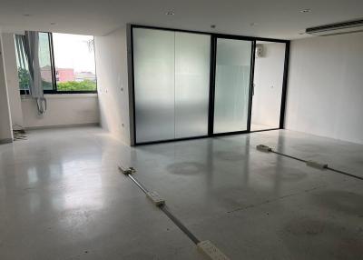 For Rent Samut Prakan Office Theparak Mueang Samut Prakan