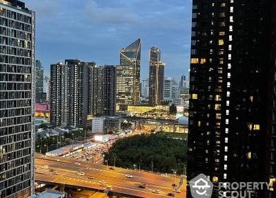 1-BR Condo at Life Asoke - Rama 9 near MRT Phra Ram 9