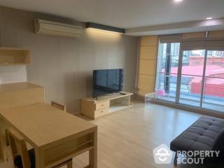 1-BR Condo at Tree Condo Sukhumvit 52 near BTS On Nut