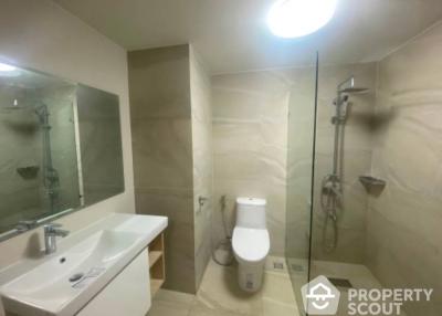 1-BR Condo at Silom Suite Condominium near BTS Saint Louis