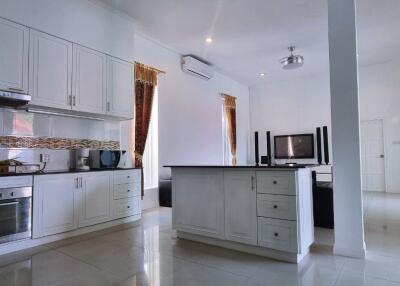 3Bedrooms East Pattaya House for Sale