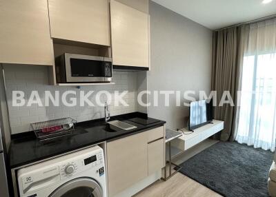 Condo at Noble Revolve Ratchada 2 for rent