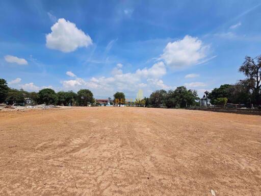 Land available in East Pattaya L011281