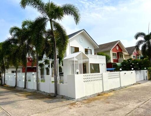 2-storey detached house for sale