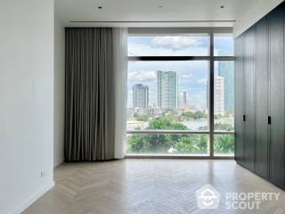 2-BR Condo at Four Seasons Private Residences Bangkok near BTS Saphan Taksin