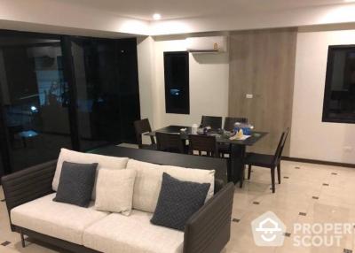 3-BR Semi-detached House in Bang Na Nuea