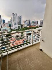 Modern 3-Bedrooms - Siri Residence Sukhumvit 24 (Phrom Phong BTS)