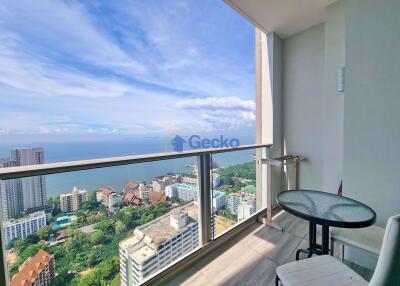 1 Bedroom Condo in The Riviera Wong Amat Beach Wongamat C011107