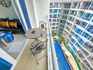 1 Bedroom Condo in Grand Avenue Central Pattaya C011106