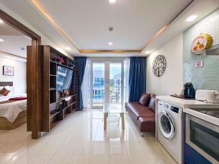 1 Bedroom Condo in Grand Avenue Central Pattaya C011105
