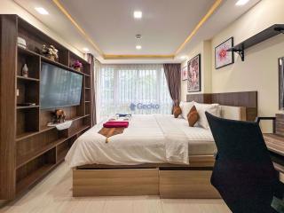 1 Bedroom Condo in Grand Avenue Central Pattaya C011104