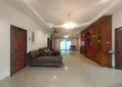 3Beds House for Sale in East Pattaya