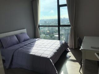 2 bed Condo in RHYTHM Ekkamai Khlong Tan Nuea Sub District C020409