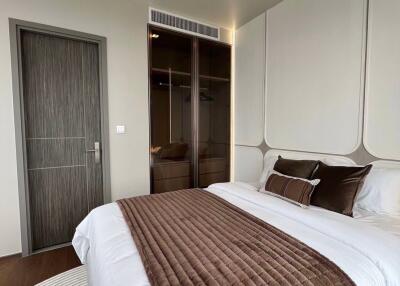 2 bed Condo in Ideo Q Victory Thanonphayathai Sub District C020401