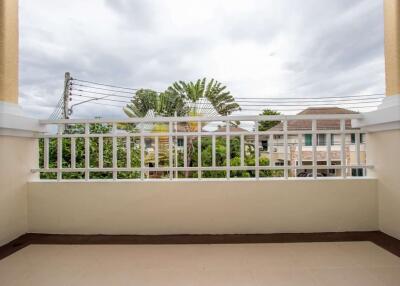 Family 3 BR House for Sale Karnkanok 2