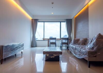 2 bed Condo in The Royal Maneeya Pathum Wan District C020385