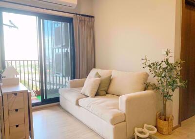 2 bed Condo in Metris Pattanakarn - Ekkamai Suanluang Sub District C018538