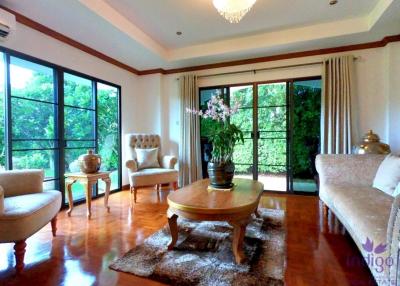 Attractive, classic-style residence with a private large garden in a peaceful neighbourhood close to Chiang Mai city.