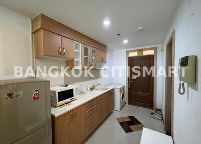 Condo at Supalai Oriental Place for rent