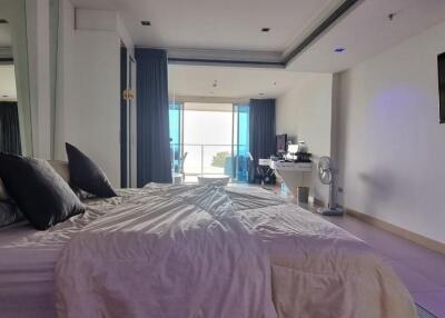 Sands Condo with 1 Bedroom for Sale