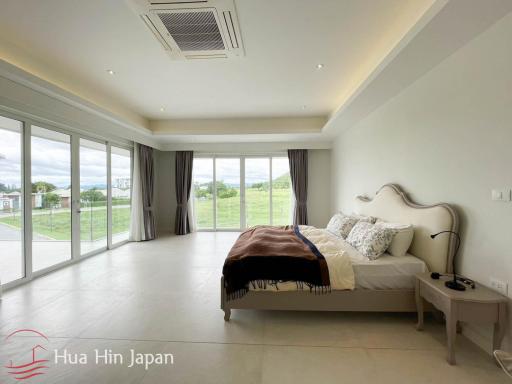 4+ Bedroom Executive Mansion On Black Mountain Golf Course for Sale in Hua Hin (2 x Full Membership Included)