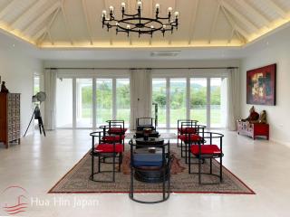 4+ Bedroom Executive Mansion On Black Mountain Golf Course for Sale in Hua Hin (2 x Full Membership Included)