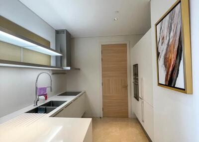 Sindhorn Residence 2 Bedroom 2 bathroom For Rent