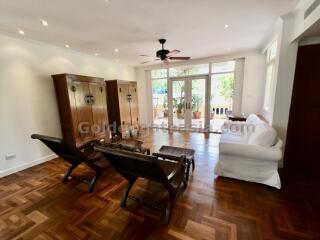 3-Bedrooms single house - Phrom Phong BTS