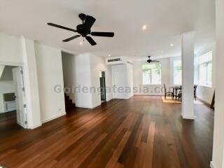 3-Bedrooms single house - Phrom Phong BTS