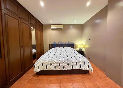 Studio Condo in Chateau Dale Thabali Condo Jomtien C009714