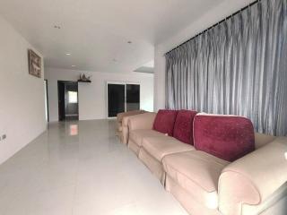 3Beds East Pattaya House for Sale