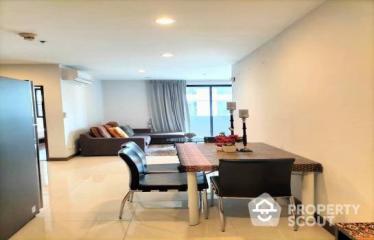 1-BR Condo at Vista Garden Condominium near BTS Phra Khanong