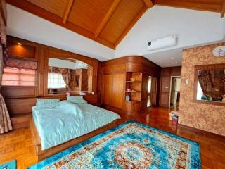 5Beds House for Sale in East Pattaya