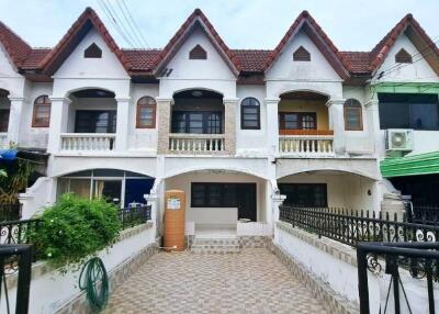 Central Pattaya 2-Storey House for Sale