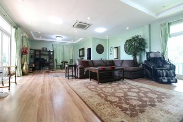 An Outstanding 4 BRM, 5 BTH Home And Land Package For Sale Set On Approx. 6 Rai or Approx. 2.5 Acres, Wanon Niwat, Sakon Nakhon, Thailand