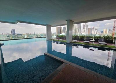 30 Sqm., 1 Bed, 1 Bath Condo listed for ฿ 3,000,000.