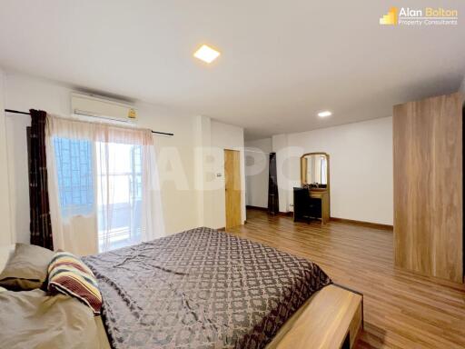 Really cheap 3 Bed Townhouse For Rent in Jomtien