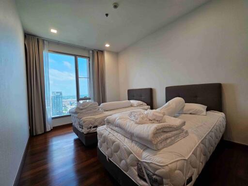 For RENT : Ashton Morph 38 / 3 Bedroom / 3 Bathrooms / 140 sqm / 180000 THB [R12097]